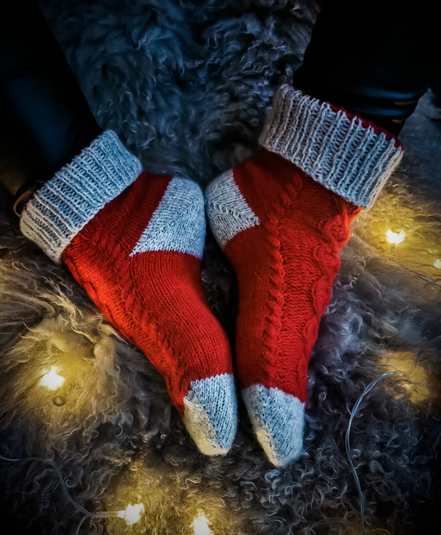 Christmas Edition - Love is in the Air Socks Pattern Only - Digital Pattern in English/Norwegian - Norwegian design