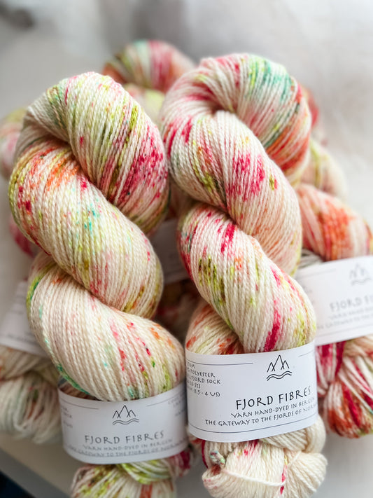 Dancing Circles - Trollfjord sock -  Variegated Yarn - Hand dyed yarn